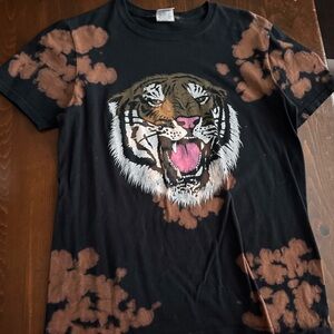 VICI Black and Brown Tiger Graphic T-Shirt